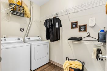 large closets at highpoint